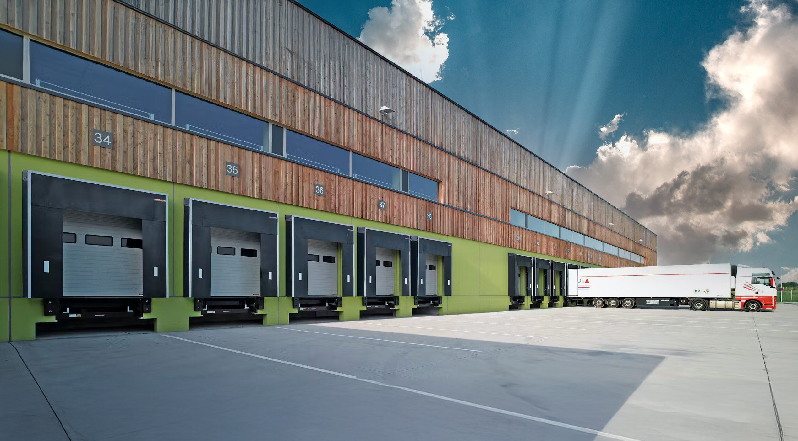 industrial-loading-bay-dock-leveller-1
